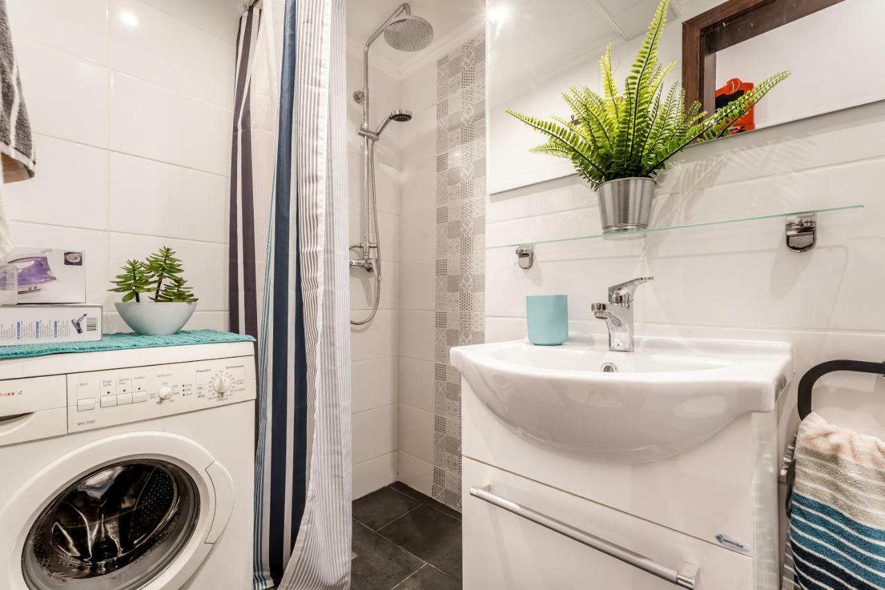 Bpr Stupendous Design Home Budapest Luaran gambar