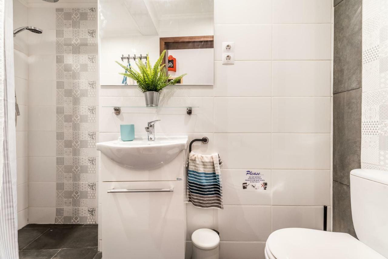 Bpr Stupendous Design Home Budapest Luaran gambar
